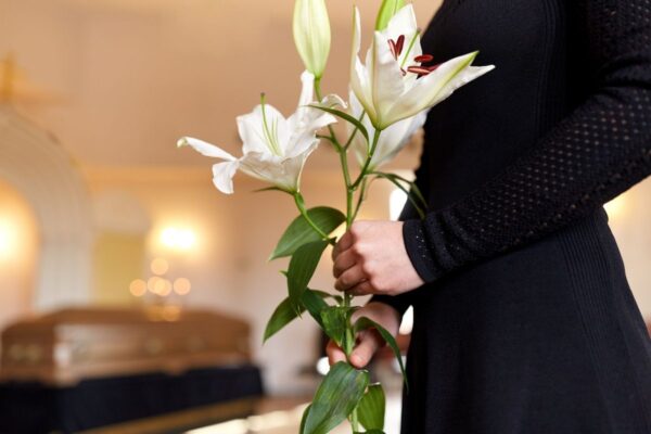 Sarah Lane - Independent Funeral Celebrant. I guide you through the funeral ceremony process, working with you and your Funeral Director to create a totally individual and unique service that incorporates the values of your loved ones, your memories, and reflections.